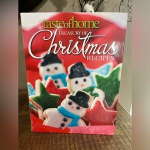Taste of home Treasury of Christmas Recipes, hardback, vintage